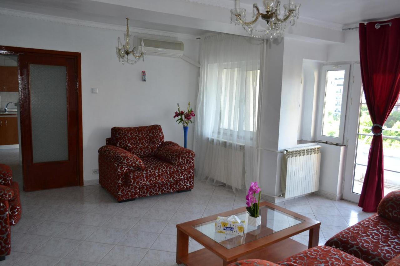 Unirii 64 Apartment Bukares Bagian luar foto
